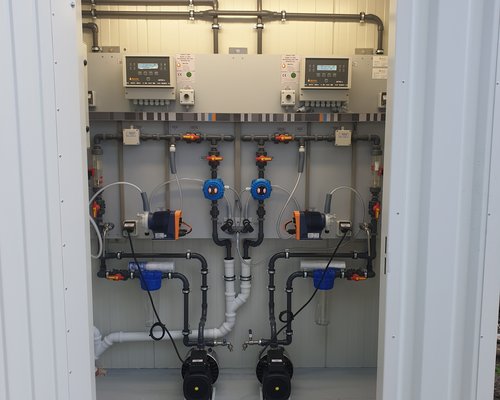 MEPRO-6 Leitfähigkeits- Doppel-Mess-Regel und Dosieranlage